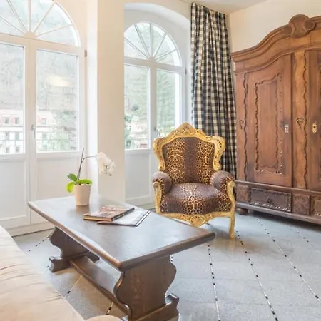 Appartementhaus Saxonia August Der Starke * Бад-Шандау